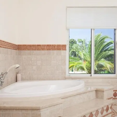 Sleeps 10 Pool Air Con T479972 Villa