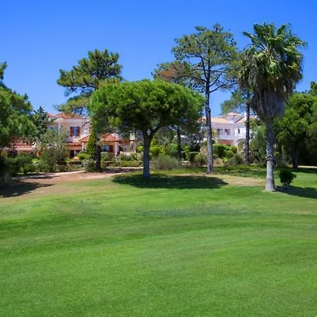 Villa Sleeps 10 Pool Air Con T479972 *